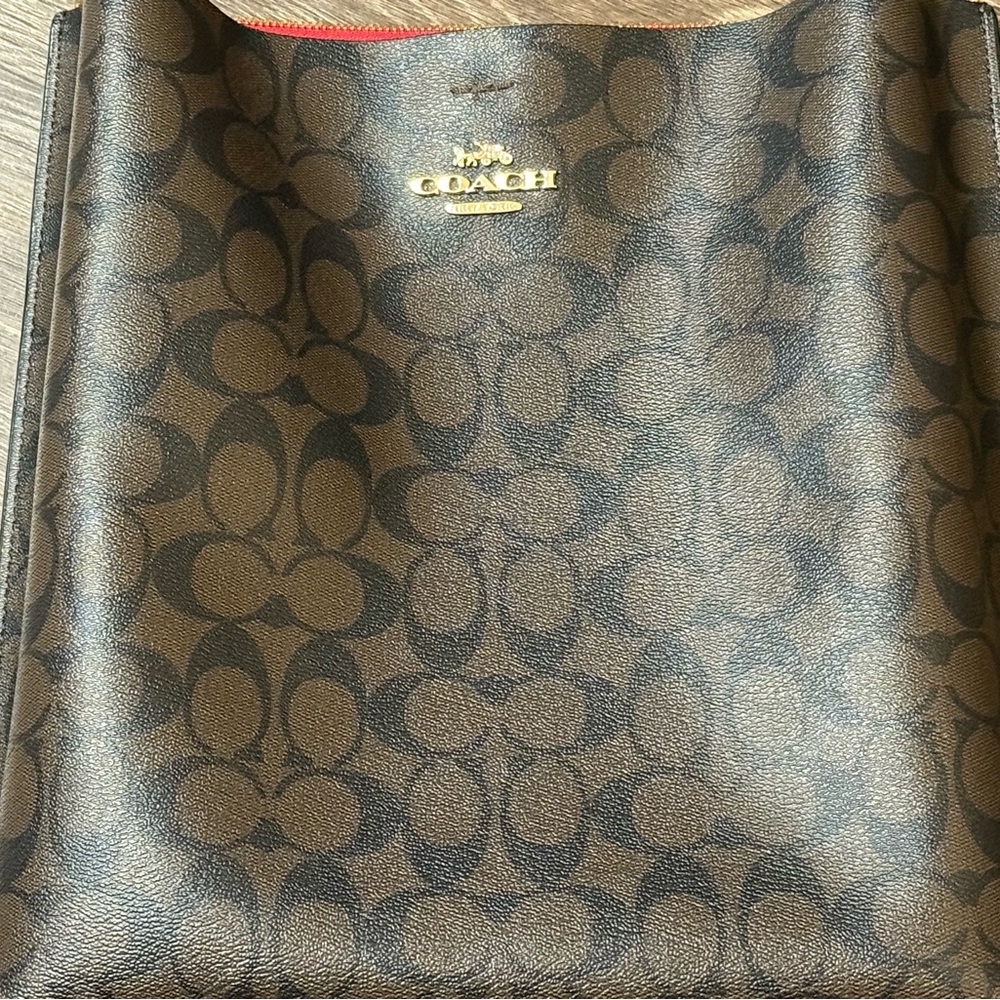 Coach Brown Messenger Bag Signature Design